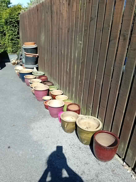 Photo of free Assortment of garden pots (Brimington Chesterfield) #3