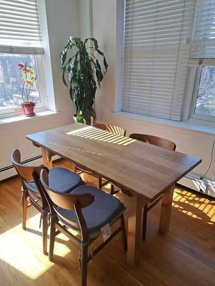 Photo of free Wooden table and 6 chairs (Caroll Gardens) #2