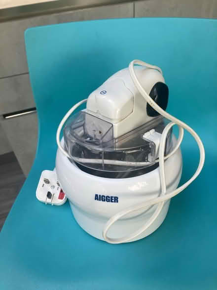 Photo of free Ice cream making machine (Finchley Central N3) #3