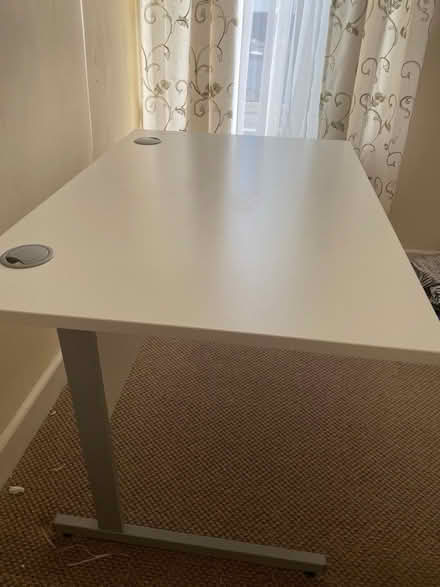 Photo of free White computer / office desk (Bury BL9) #2