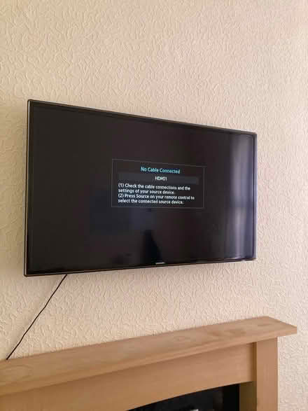 Photo of free 40/42” tv samsung (Wallasey CH44) #1
