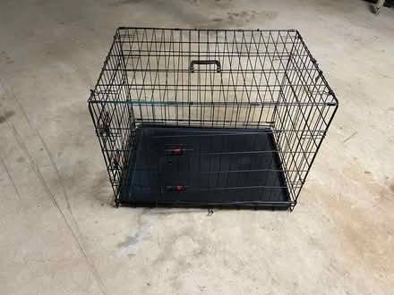 Photo of free Dog crate (Trinity Beach) #1