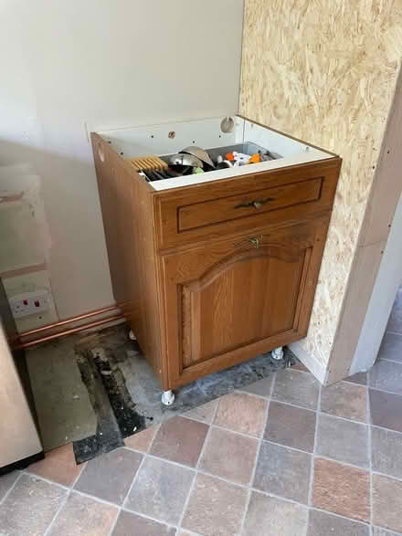 Photo of free Kitchen worktop and units (London Rd, HW HP11) #2