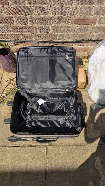 Photo of free Small suitcase (TW9) #2