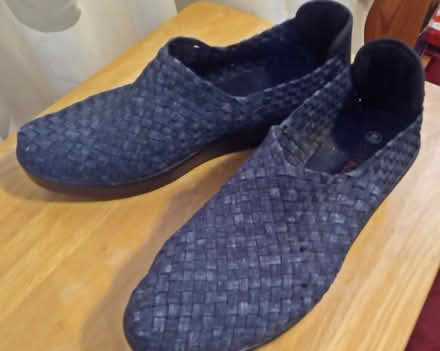 Photo of free blue Bernie Mev shoes, 9.5 (Britannia) #2
