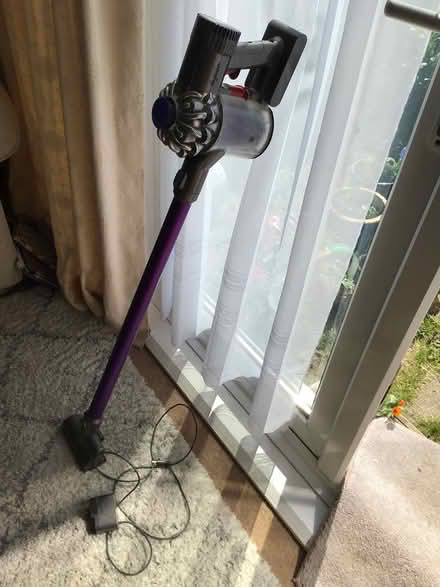Photo of free Dyson (Stevenage, pin green SG1) #1