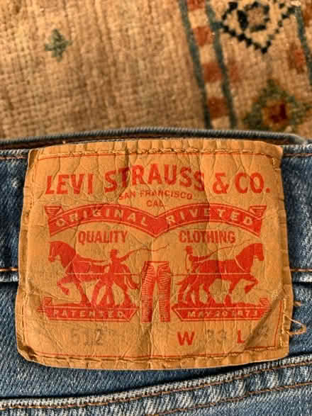 Photo of free Levi’s Jeans Blue 512 W33 L32 (Ware SG12) #2