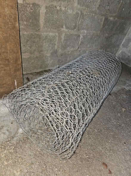 Photo of free Length of chicken wire (GL4) #2
