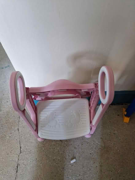 Photo of free Child's toilet seat and step (LE8 Whetstone, Leicester) #2
