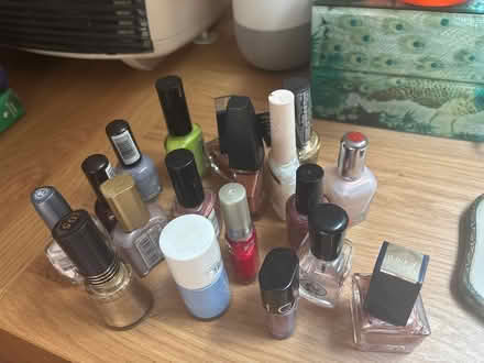 Photo of free Lots of Nail Varnish (Portsmouth PO6) #1