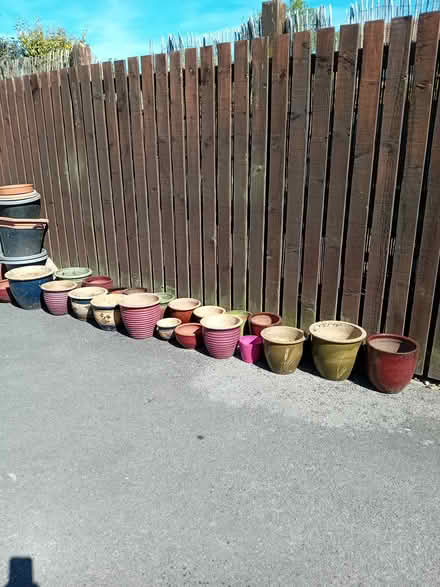Photo of free Assortment of garden pots (Brimington Chesterfield) #4