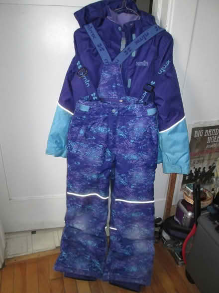 Photo of free used xmtn set sz. 12 (Old Ottawa South) #2