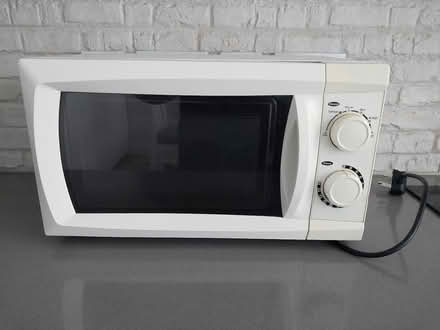 Photo of free Microwave Oven (Ealing Pitshanger W5) #1