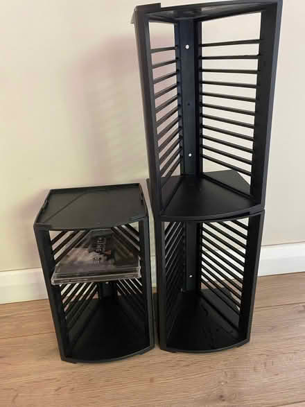 Photo of free CD holder (Prestwood HP16) #2