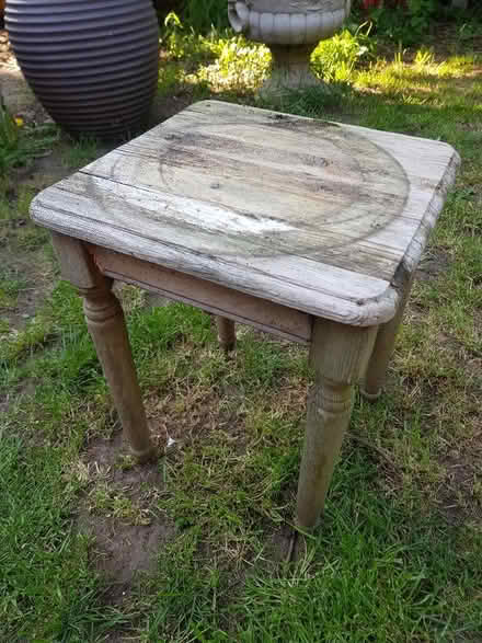 Photo of free Small, wooden table (Orpington BR5) #1