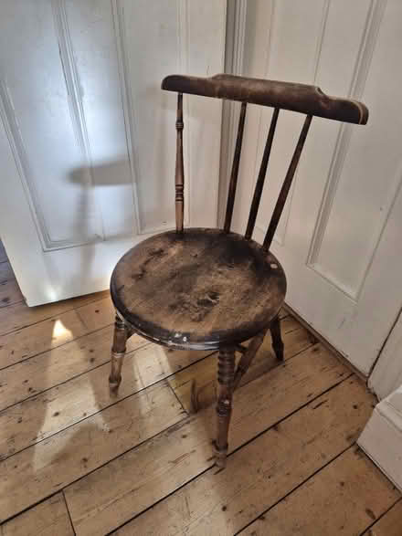 Photo of free Antique chair missing 2x spindles (Lewes BN7) #1
