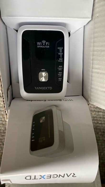 Photo of free RangeXTD WiFi Booster - like new (GU26 6SP) #4