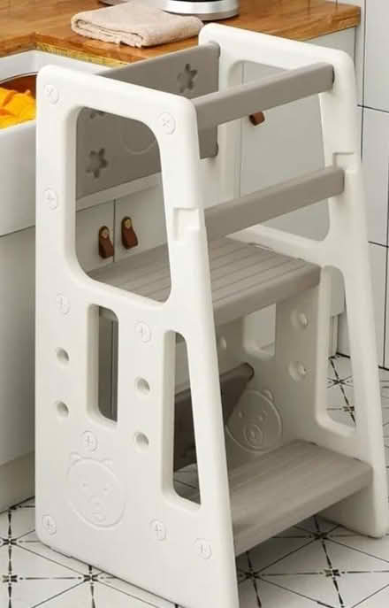 Photo of Toddler tower (Edgware HA8) #1