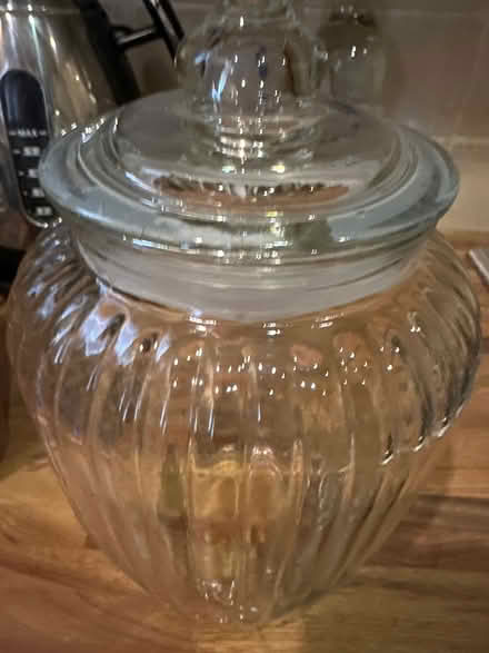 Photo of free Large glass jar vgc (CO4 9 Colchester) #1