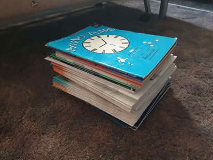 Photo of free piano teaching books for beginners (Stoke Heath CV6) #2