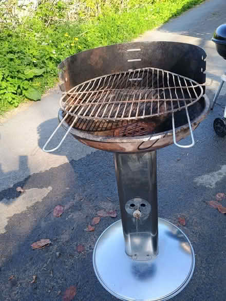 Photo of free Barbecue (Owlbury SY9) #1