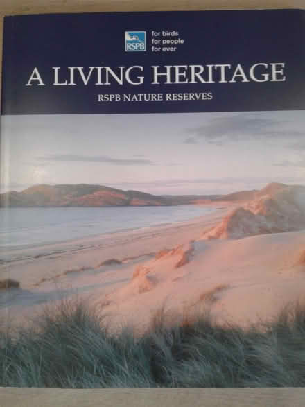 Photo of free RSPB Nature Reserves book (London Fields, E8) #1