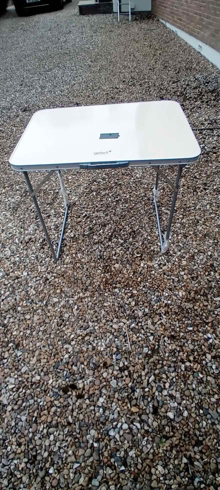 Photo of free Camping Table (Oaklands nr Welwyn AL6) #3