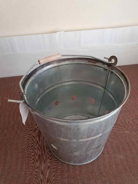 Photo of free Bucket BBQ (Greenford UB5) #4