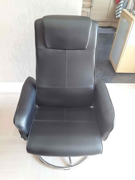 Photo of free Swivel Computer/Desk Chair (Gidea Park RM2) #3