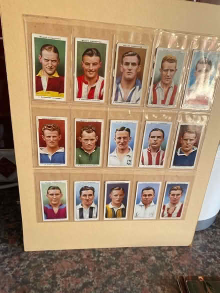 Photo of free Wills cigarette football poster (Belper DE56) #1