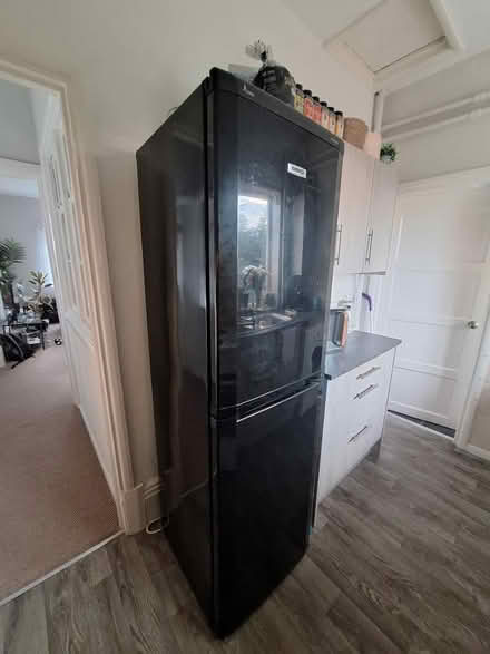Photo of free Perfectly working fridge freezer (Le142dx) #1
