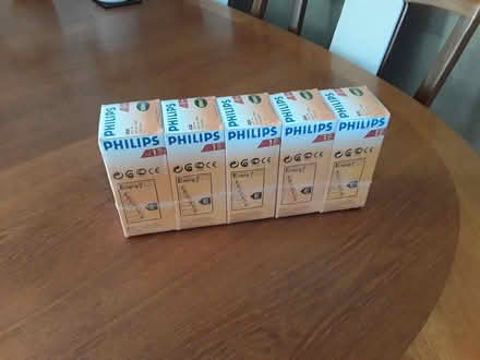 Photo of free Light bulbs (noble park epsom surrey KT19) #1