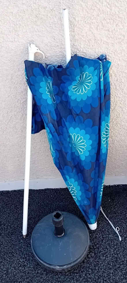 Photo of free Parasol (Bramley LS13) #1