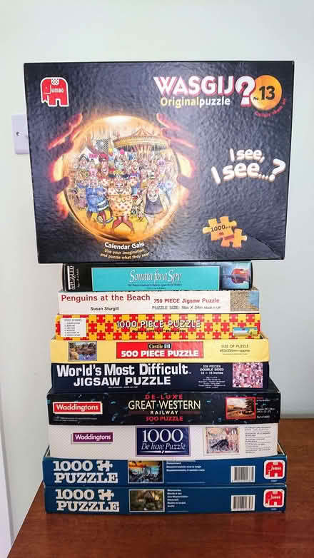 Photo of free 10 free jigsaw puzzles. Carn Brea Village collection (Illogan Highway TR15) #1