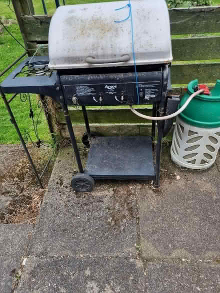 Photo of free Old gas barbecue. (Rosewell EH24) #2