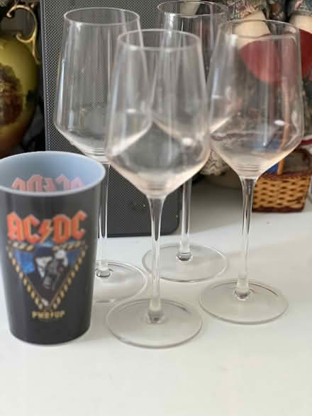 Photo of free Glasses & house items (N2) #1