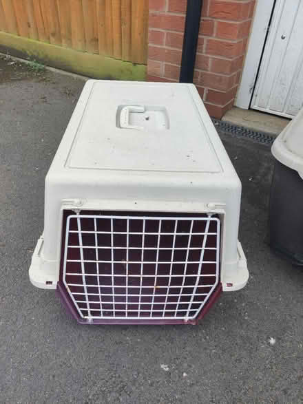Photo of free Cat Carrier (LE4) #1