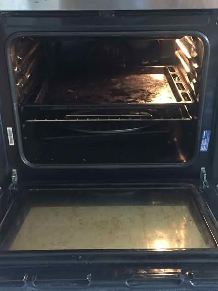 Photo of free Electric oven 13 amp plug (Finchley N3) #3
