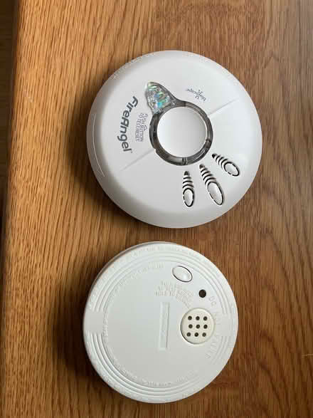 Photo of free Redundant but working smoke alarms not able to be used in h. (Kinnoull PH2) #1