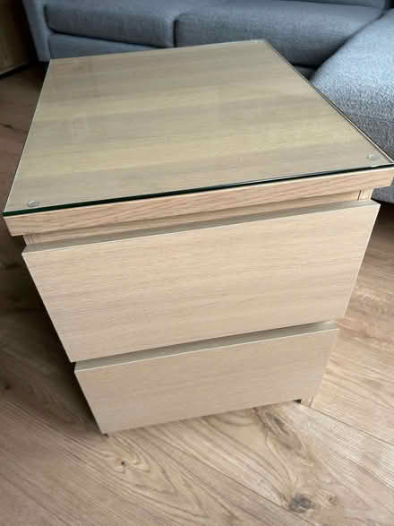 Photo of free Pair of bedside tables (Kingston KT2) #4