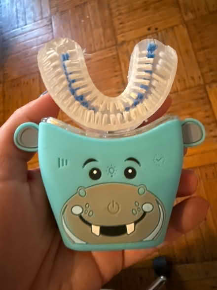 Photo of free Auto brush kids (Upper Westside) #1