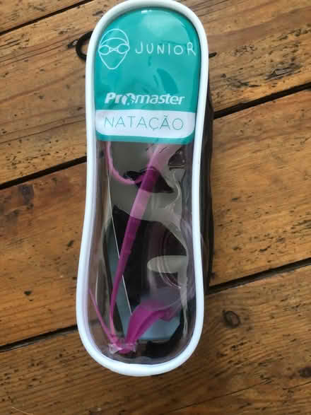 Photo of free Kids swimming googles (KT3 New malden) #1