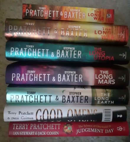 Photo of free Terry Pratchett books (Surrey Heath GU15) #2