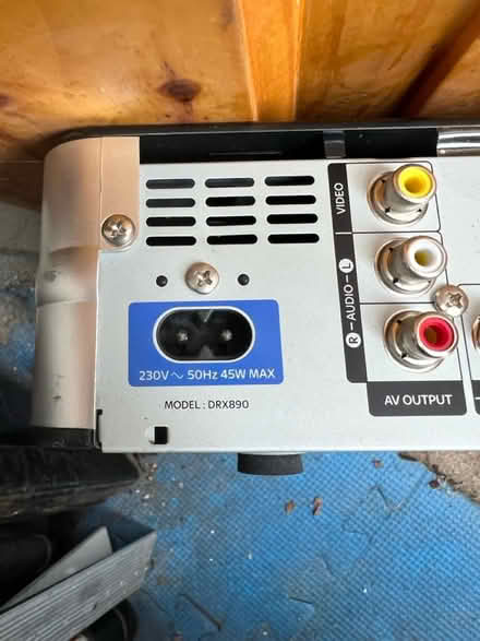 Photo of free Old Sky +HD tv (Hanworth Park TW13) #3