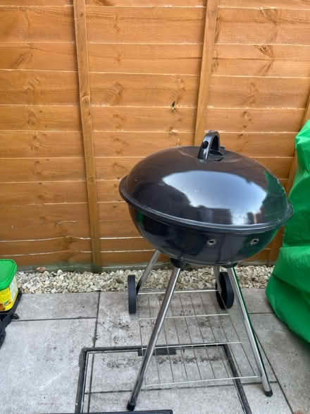 Photo of free Small portable BBQ (Littlemore OX4) #1