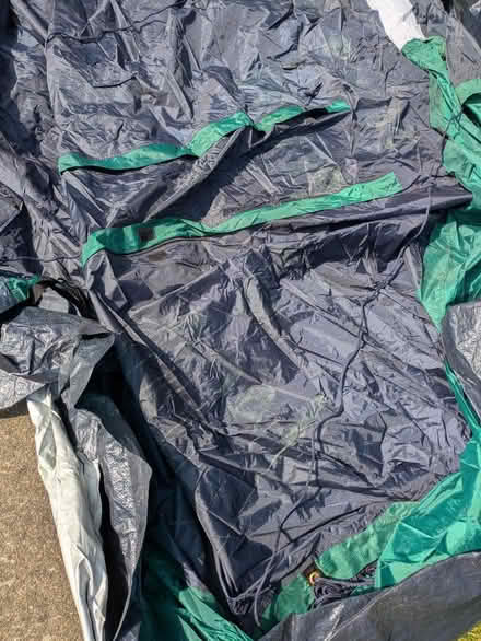 Photo of free Six man tent (Amersham HP6) #2
