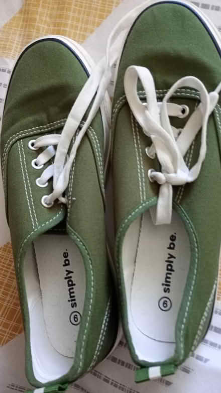 Photo of free Ladies footwear size 6 (Farington PR25) #4