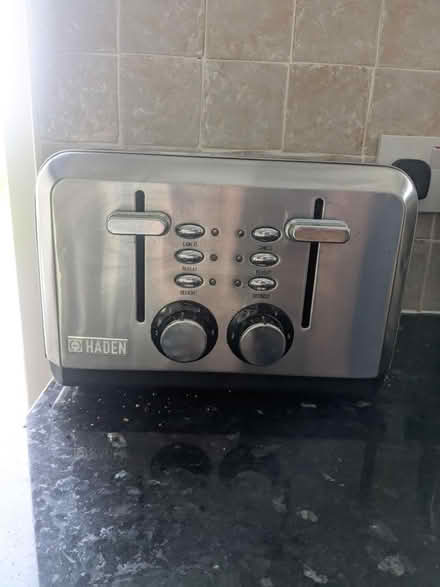 Photo of free Half working toaster (Mollington CH1) #2