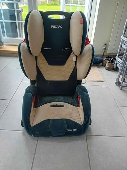 Photo of free Child car seat (2) will split (Cubbington CV32 7JS) #3