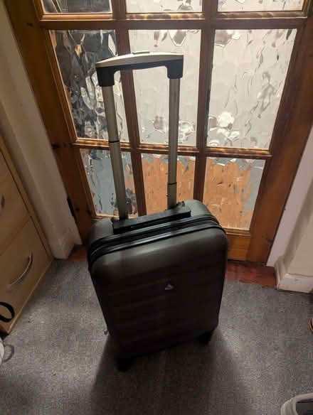 Photo of free Suitcase (Ermin Park GL3) #1